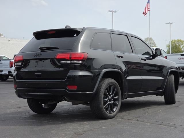 Used 2017 Jeep Grand Cherokee Altitude AWD/4WD image 20