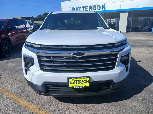 New 2026 Chevrolet Traverse LT w/ Enhanced Driving Package image 2