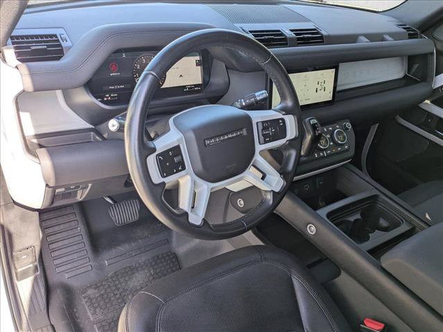 Used 2022 Land Rover Defender 110 X-Dynamic SE AWD/4WD image 10