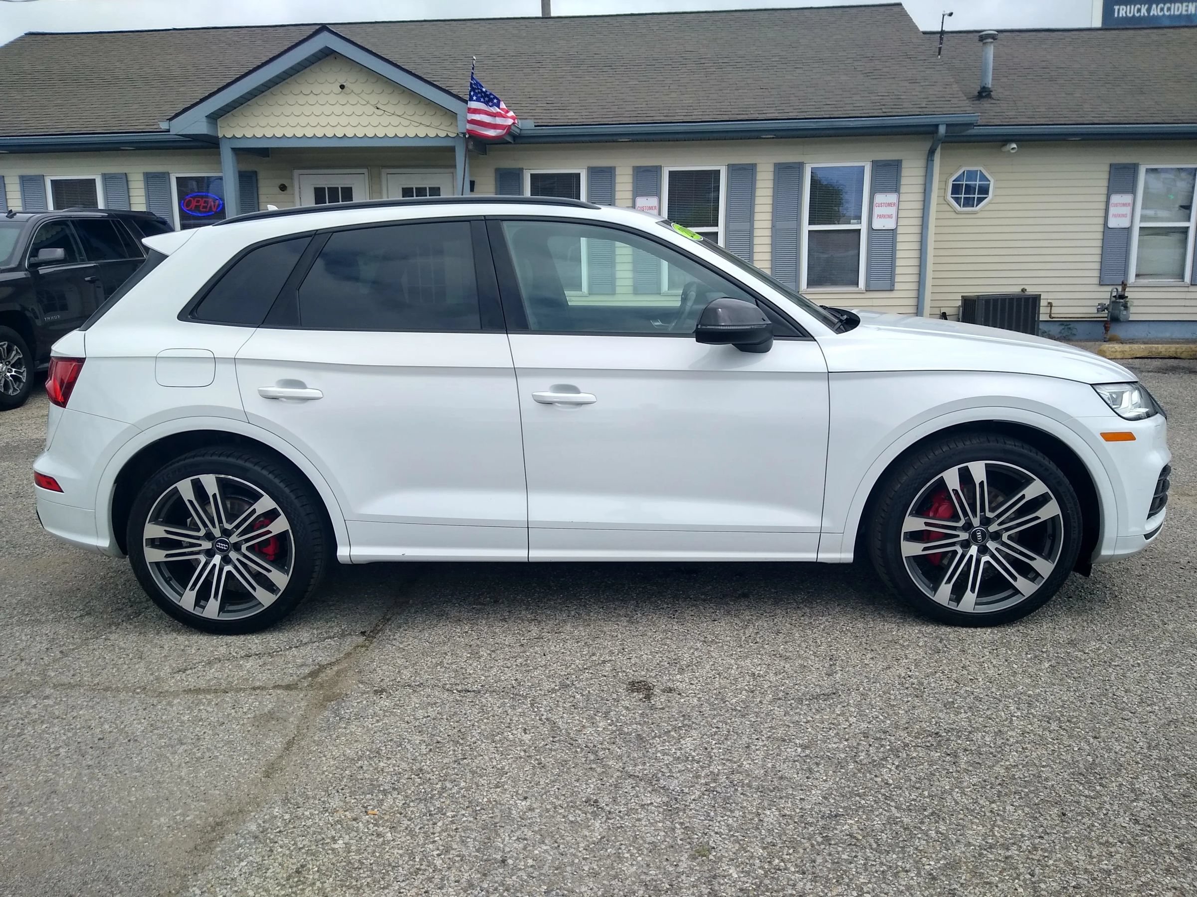 Used 2020 Audi SQ5 Premium Plus AWD/4WD image 7