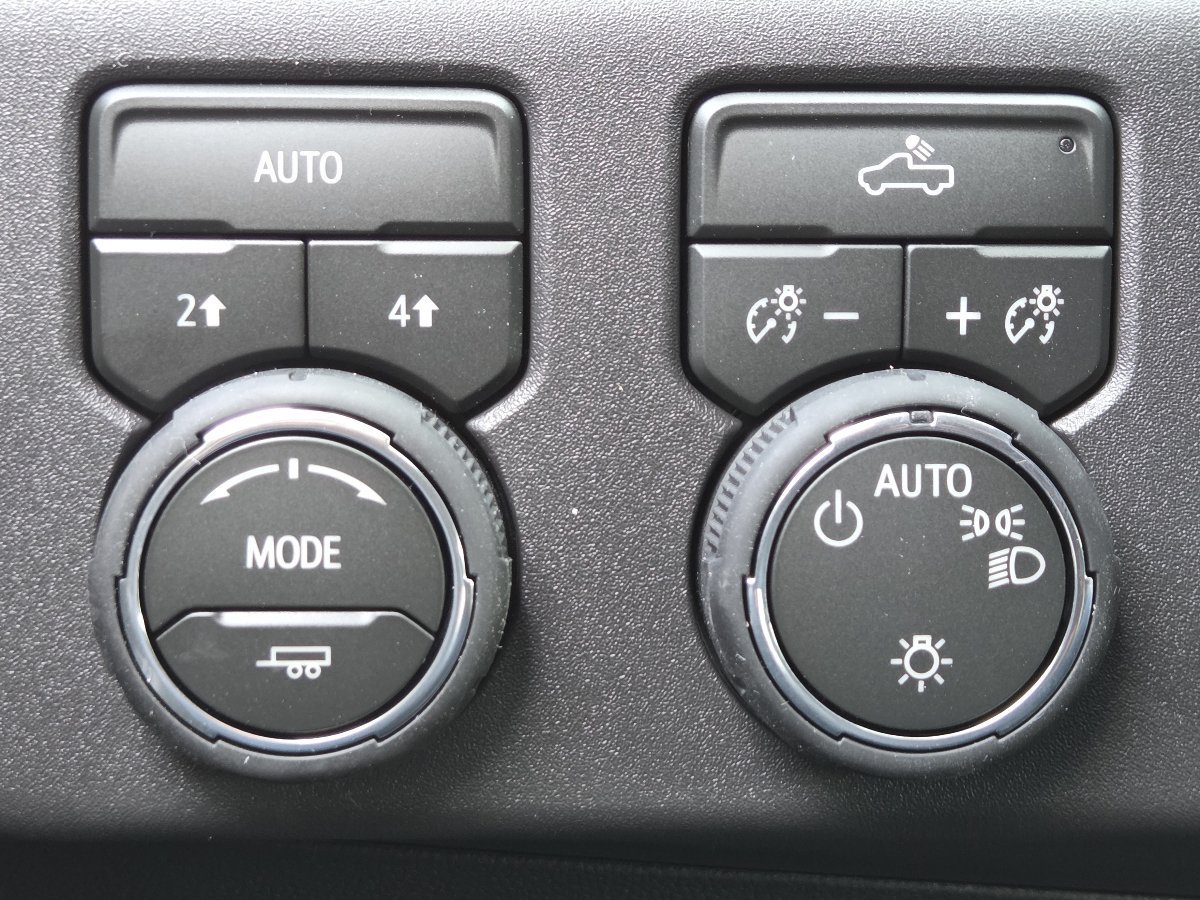 New 2026 Chevrolet Silverado 1500 LT AWD/4WD image 6