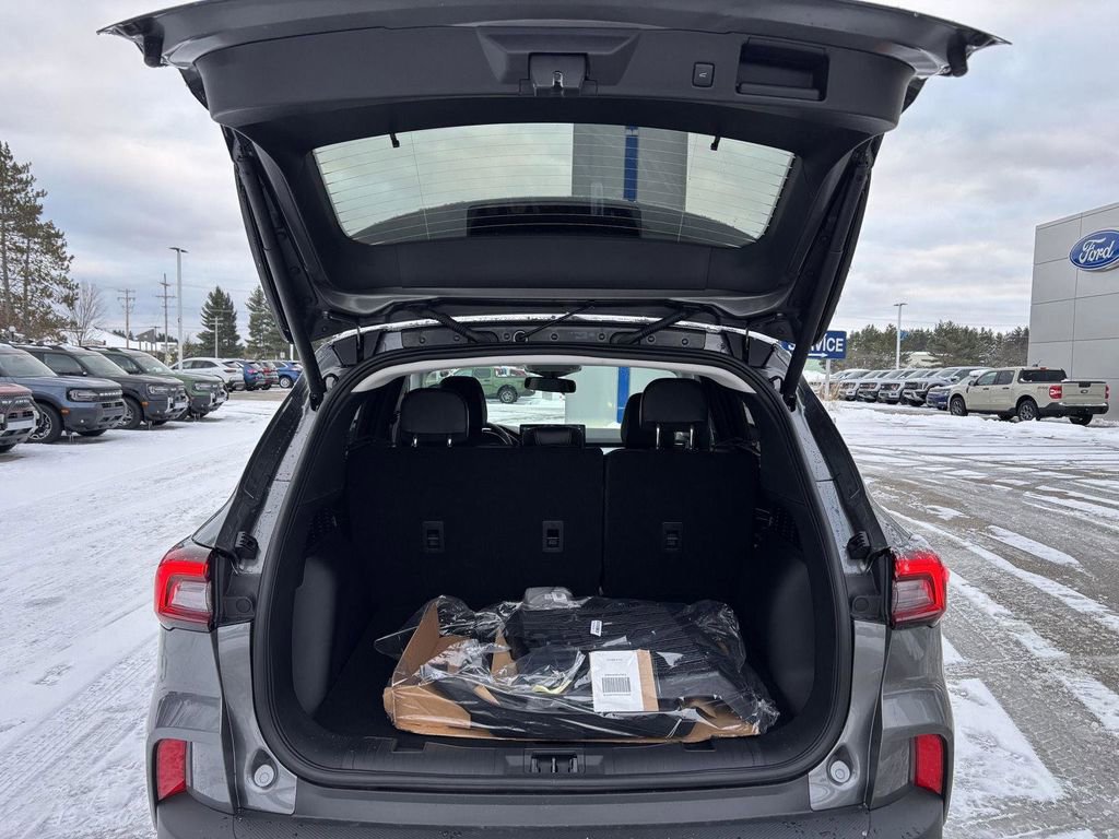 New 2026 Ford Escape Platinum w/ Equipment Group 601A image 16