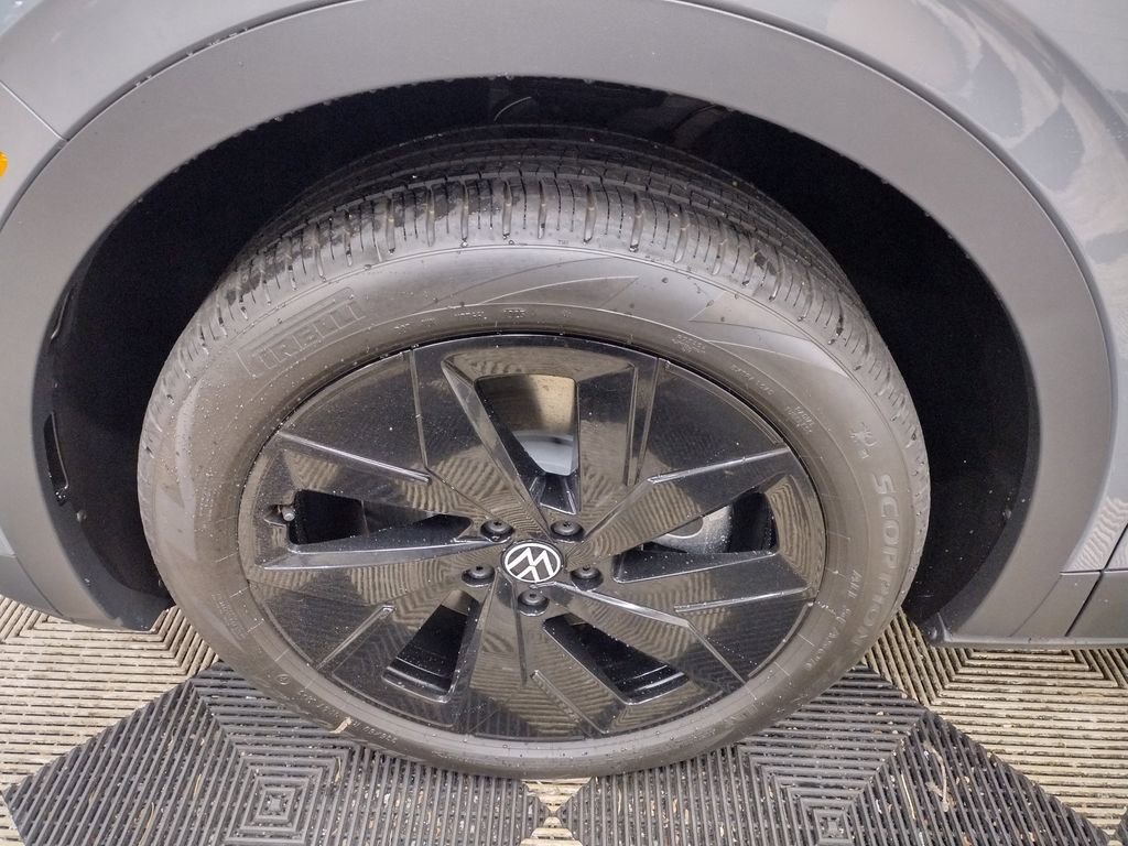 New 2025 Volkswagen ID.4 Pro S image 5