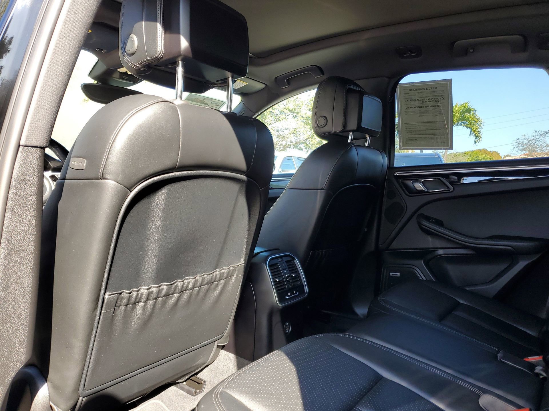 Used 2018 Porsche Macan S image 10