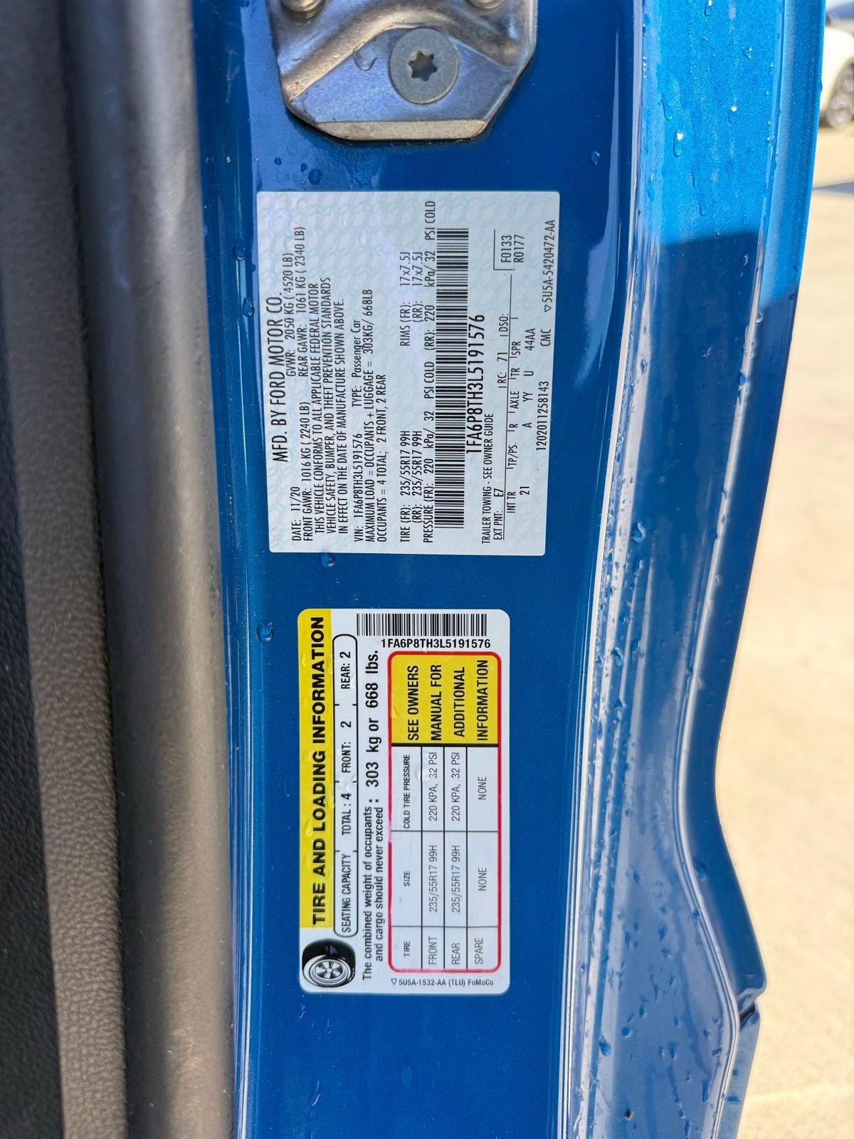 Used 2020 Ford Mustang EcoBoost image 9