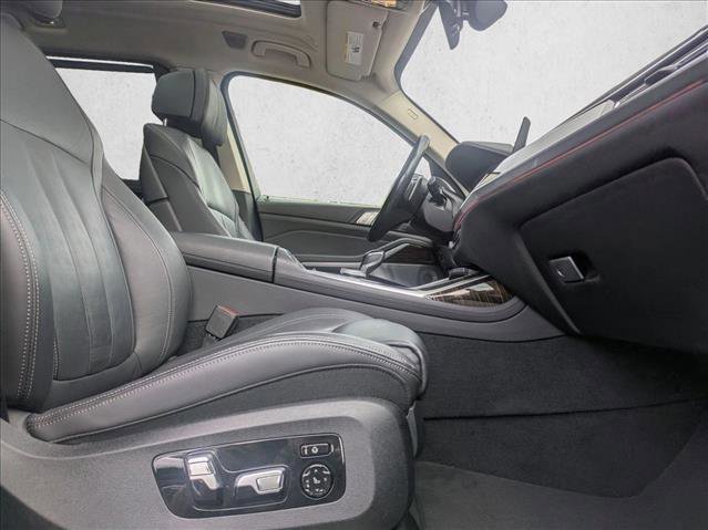 Used 2020 BMW X7 xDrive50i image 23