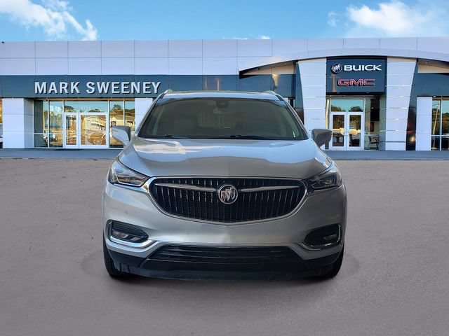 Used 2020 Buick Enclave Premium w/ Sun and Sites Package AWD/4WD image 2