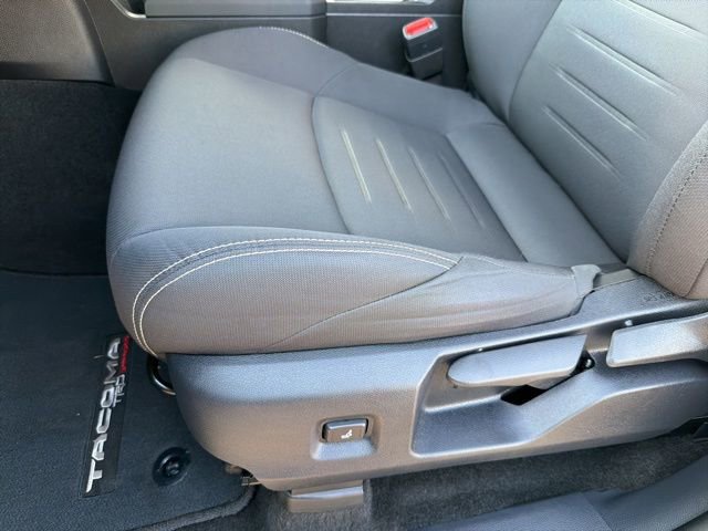 Used 2024 Toyota Tacoma TRD Off-Road image 24