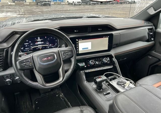 Used 2024 GMC Sierra 1500 AT4 w/ Technology Package image 9