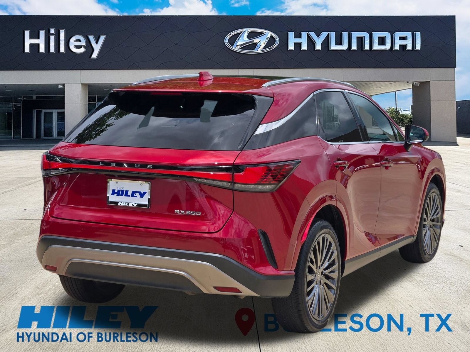 Used 2023 Lexus RX 350 FWD w/ Accessory Package (Z1) image 4