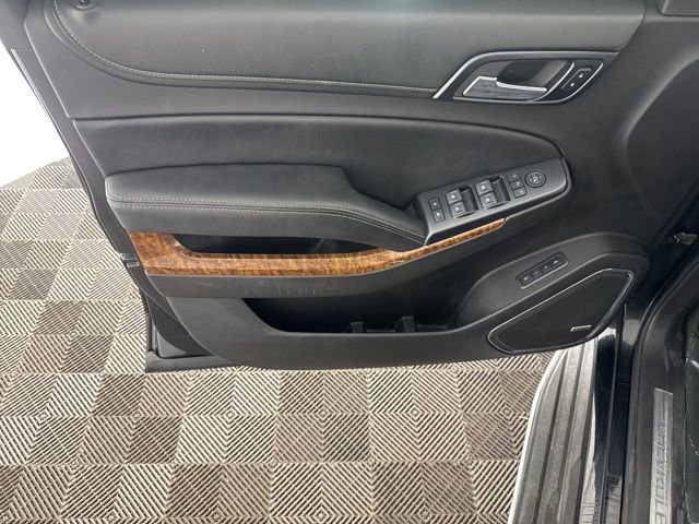 Used 2015 Chevrolet Suburban LTZ image 19