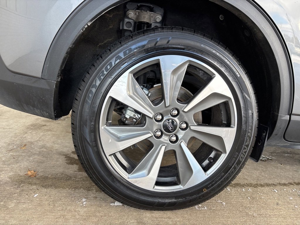 Used 2024 Ford Escape Platinum image 36