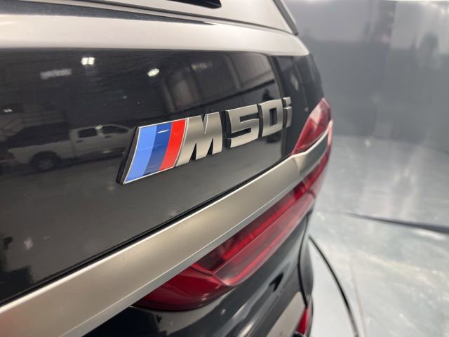 Used 2021 BMW X7 M50i w/ Cold Weather Package image 23