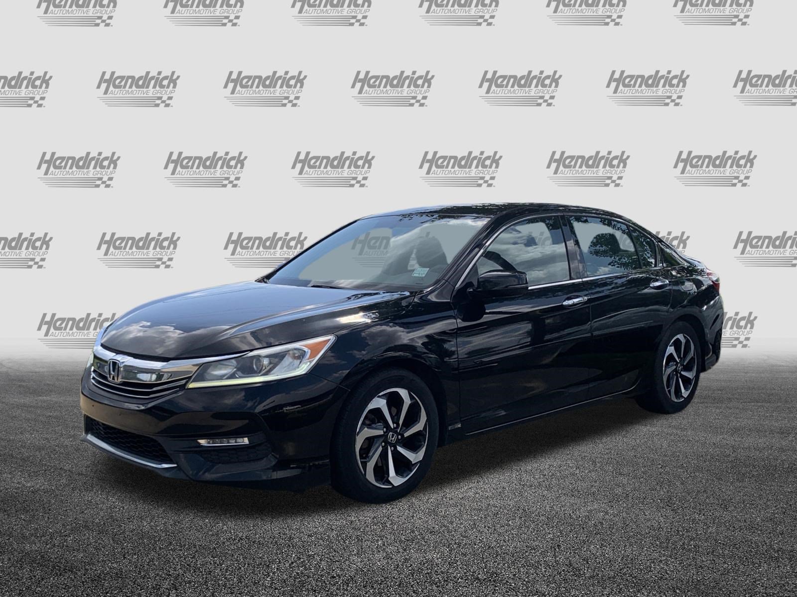 Used 2017 Honda Accord EX-L image 5