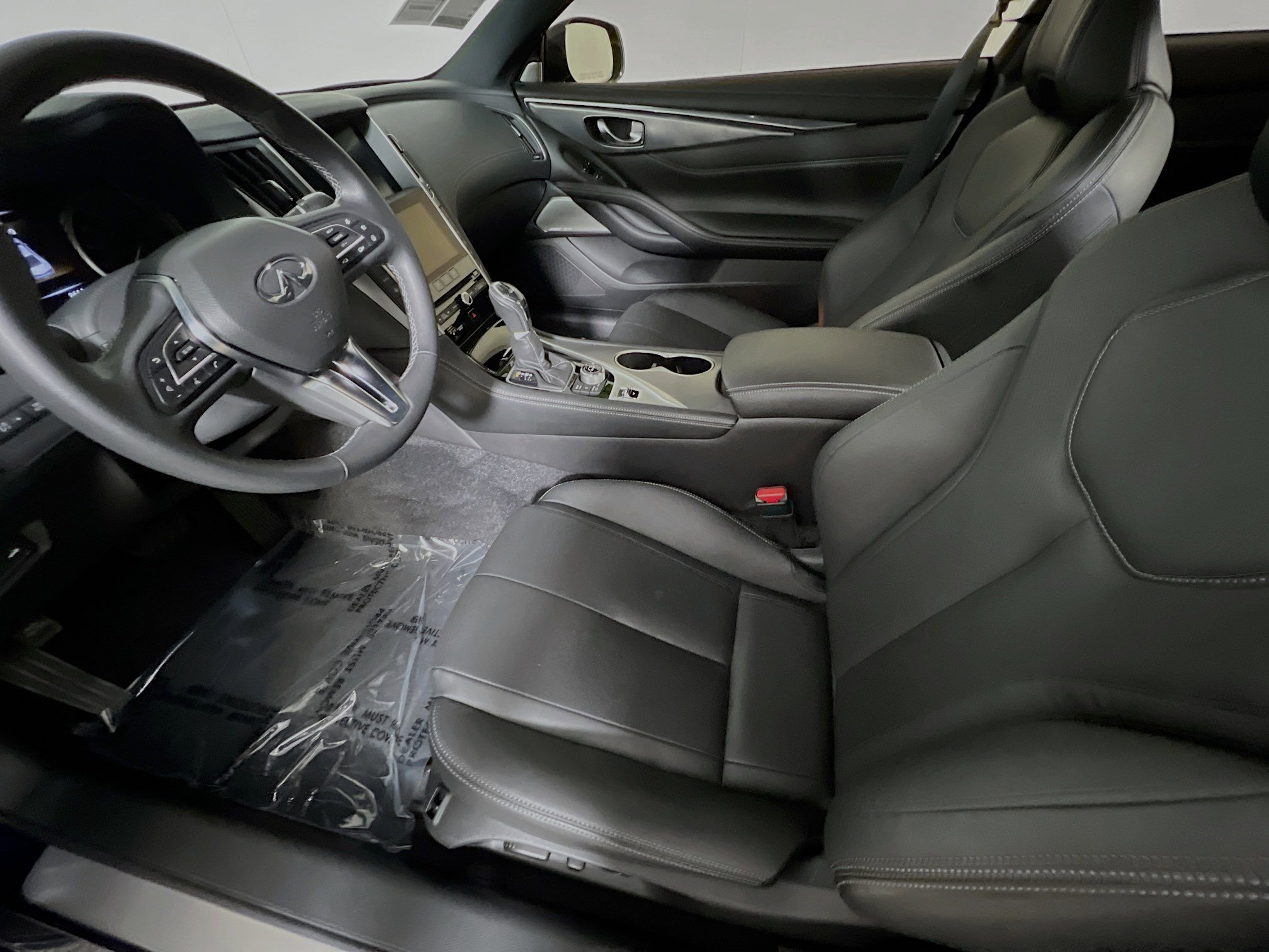 Used 2022 INFINITI Q60 3.0t Luxe w/ Essential Package image 15