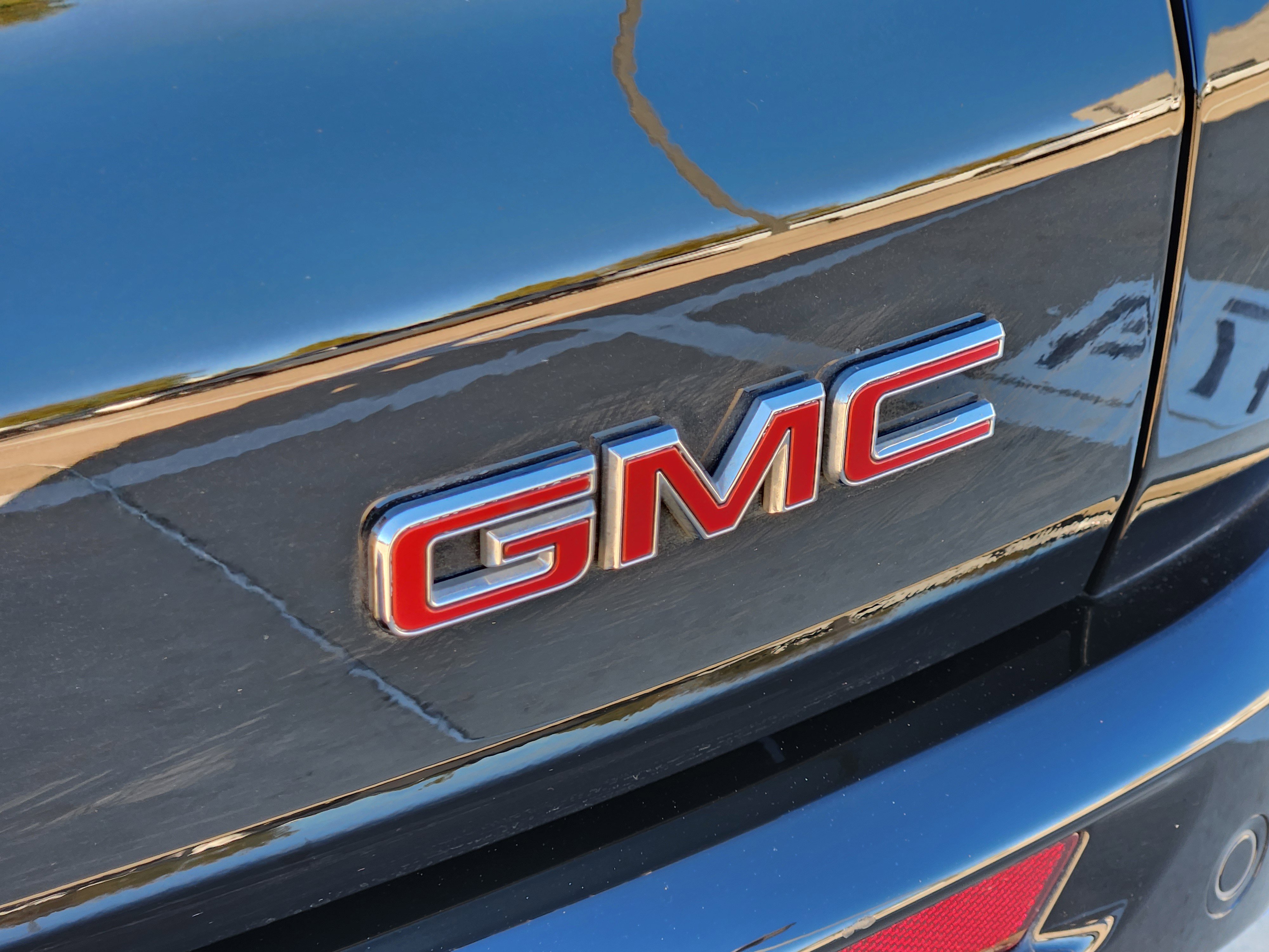 Used 2024 GMC Acadia Denali w/ Super Cruise Package image 12