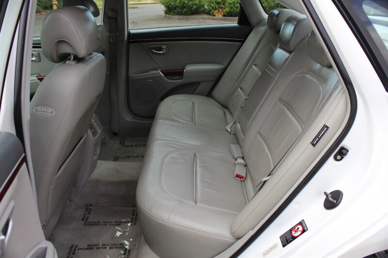 Used 2008 Hyundai Azera Limited FWD image 13