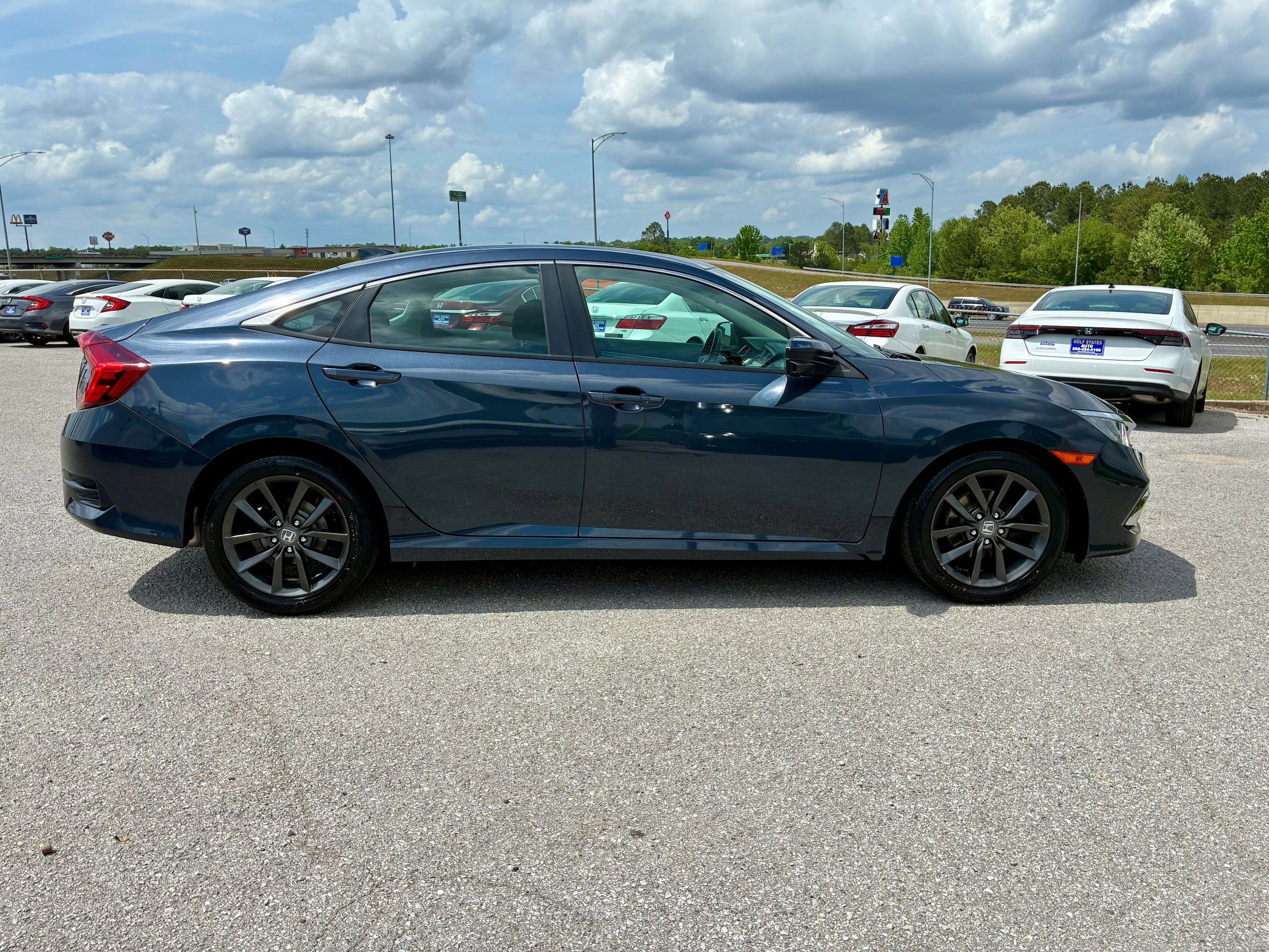 Used 2021 Honda Civic EX image 2