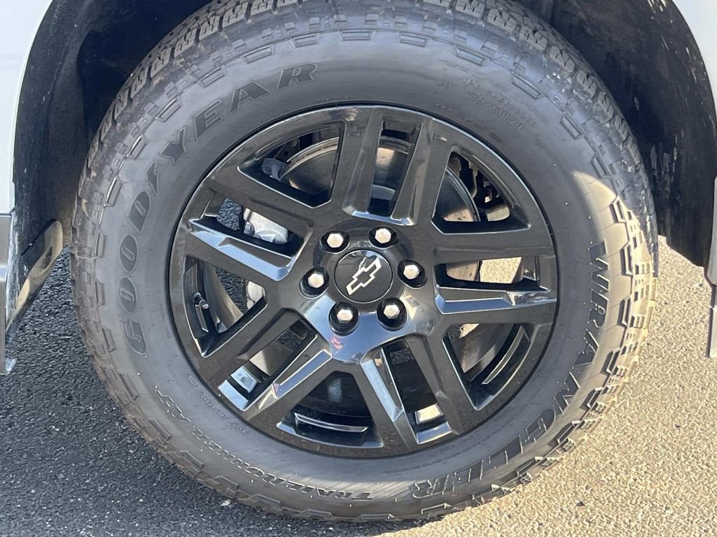 Certified 2024 Chevrolet Silverado 1500 Custom image 9