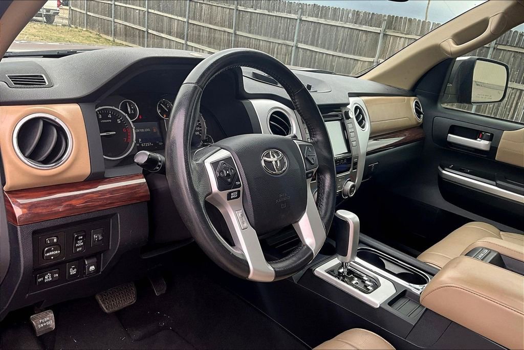 Used 2016 Toyota Tundra Limited w/ Limited Premium Package RWD image 13