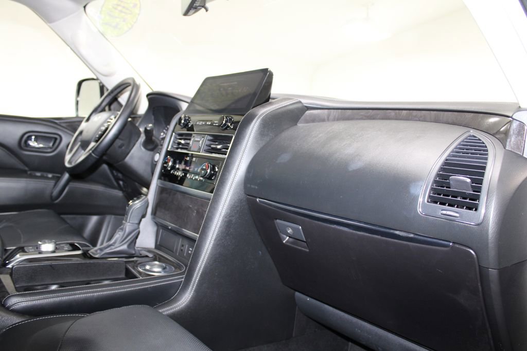 Used 2024 INFINITI QX80 Luxe image 32