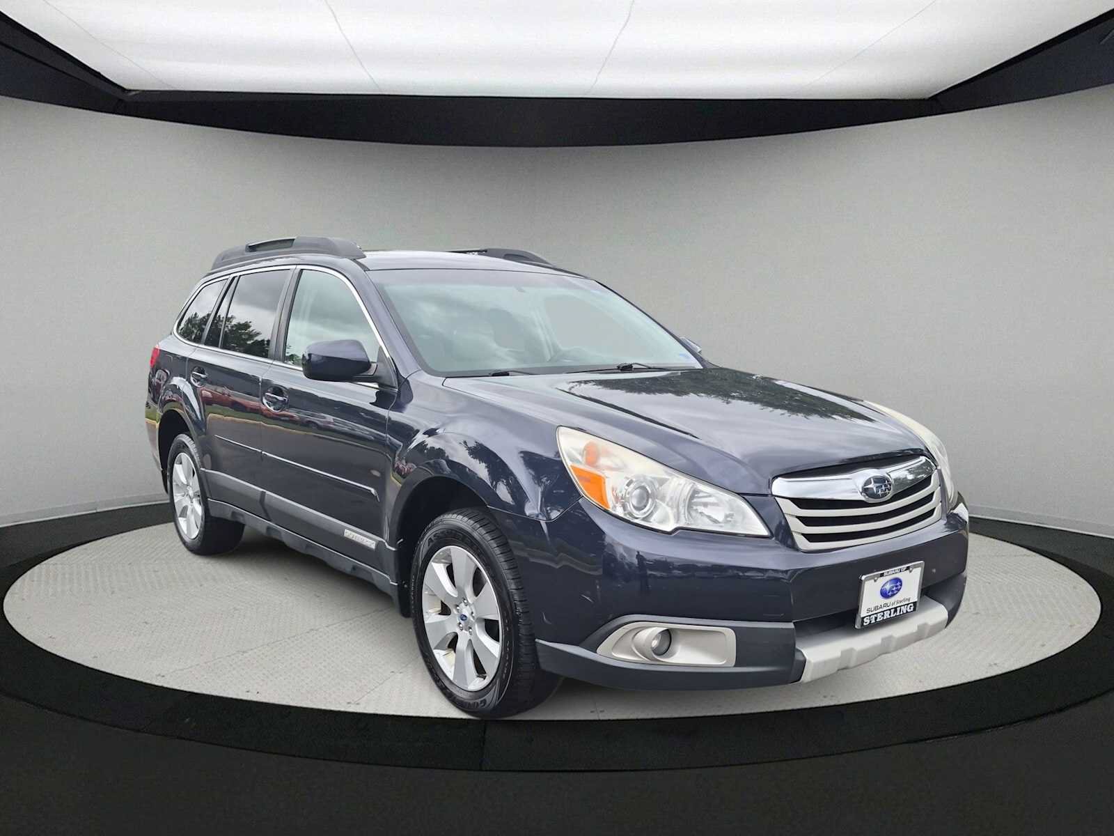 Used 2012 Subaru Outback 2.5i Limited w/ Moonroof Pkg AWD/4WD image 2