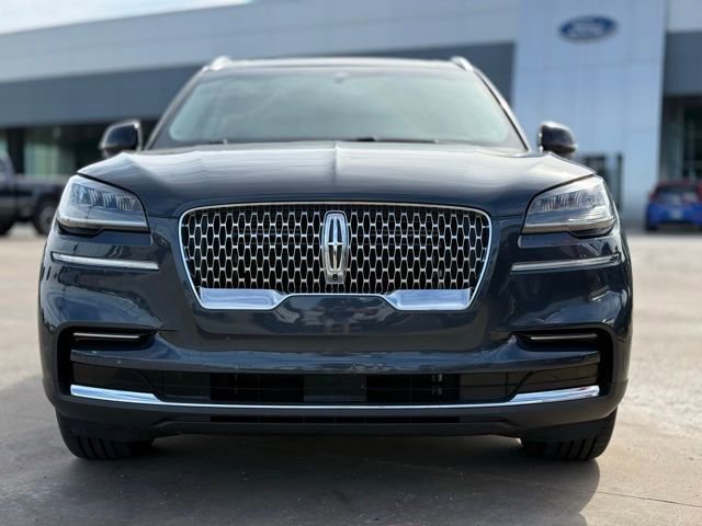 Used 2022 Lincoln Aviator Reserve w/ Equipment Group 201A AWD/4WD image 3