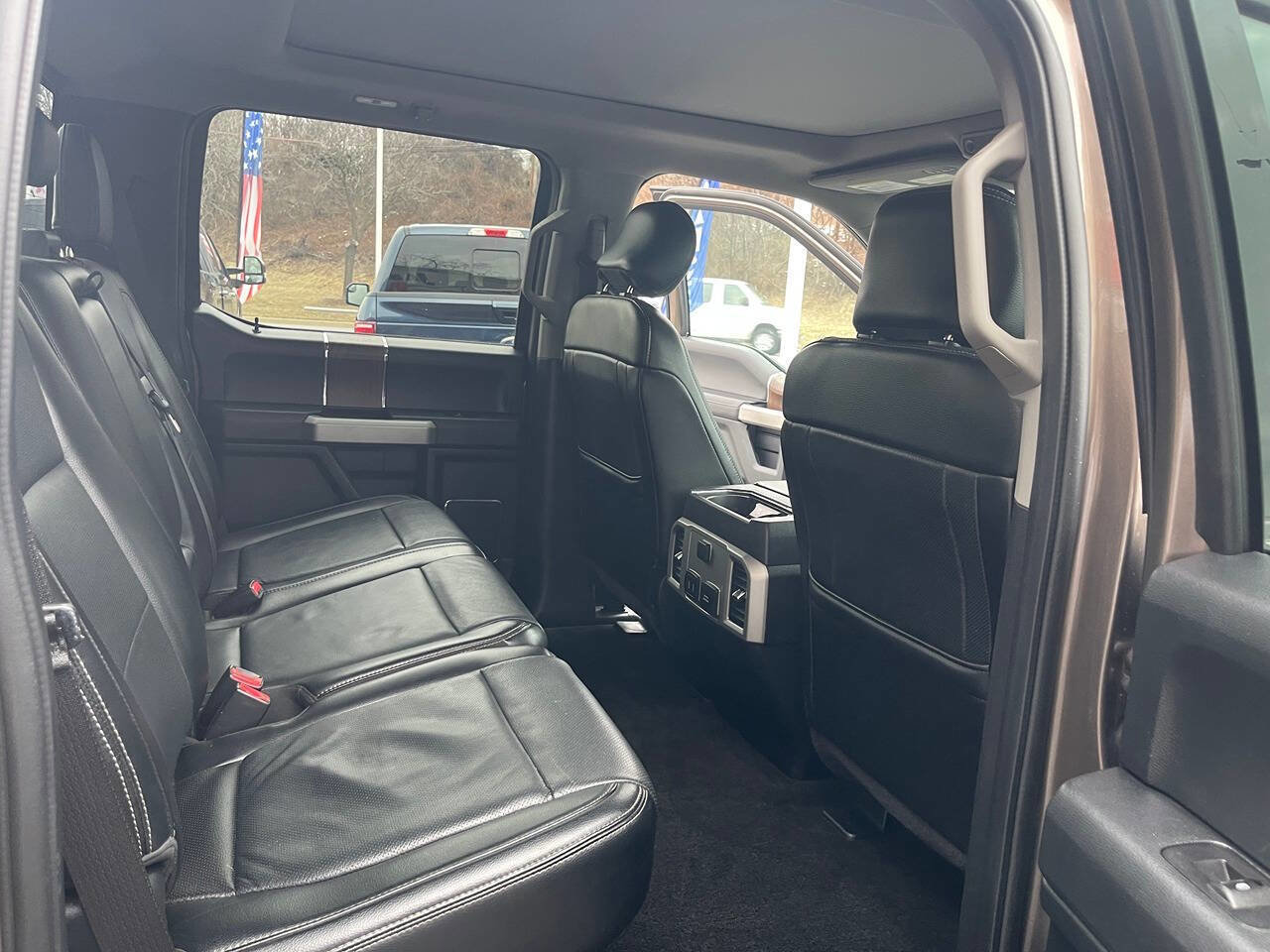 Used 2017 Ford F150 Lariat image 26