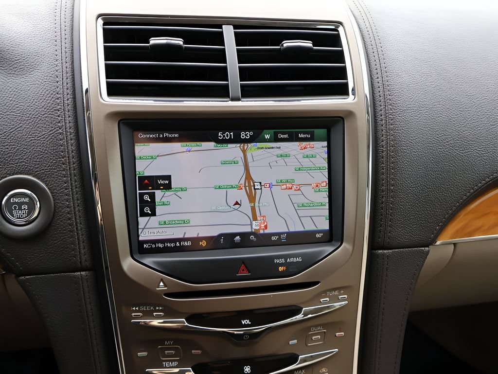 Used 2011 Lincoln MKX 2WD w/ 102A Rapid Spec Order Code image 21