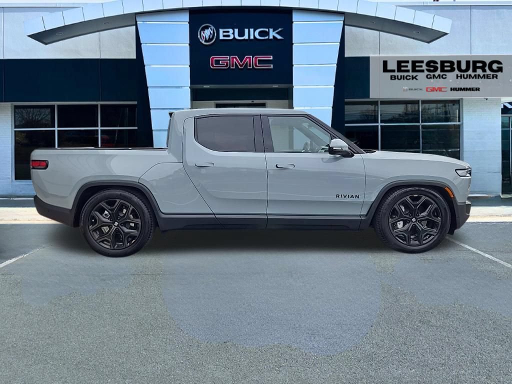 Used 2025 Rivian R1T Adventure AWD/4WD image 8