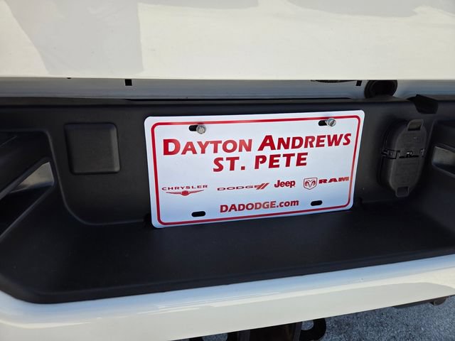 Certified 2025 RAM 2500 Laramie w/ Sport Appearance Package AWD/4WD image 9