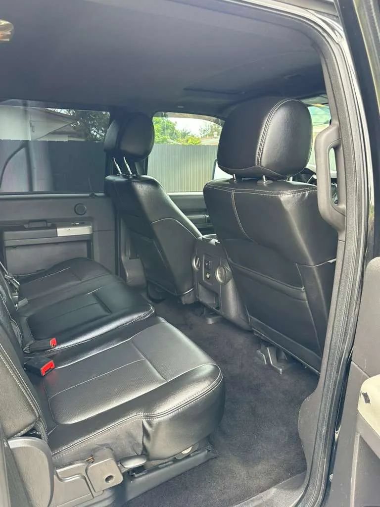 Used 2015 Ford F450 Lariat w/ Lariat Chrome Package AWD/4WD image 11