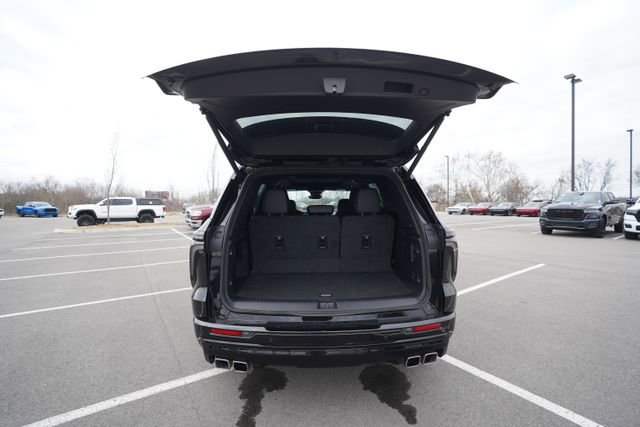 Used 2024 Chevrolet Traverse RS w/ LPO, Floor Liner Package image 17