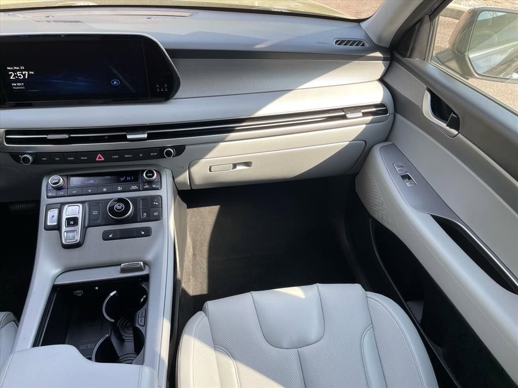 Used 2025 Hyundai Palisade SEL image 11