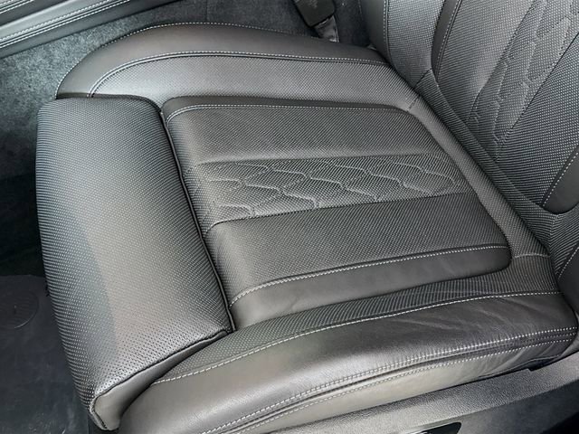Used 2023 BMW ALPINA XB7 AWD/4WD image 20