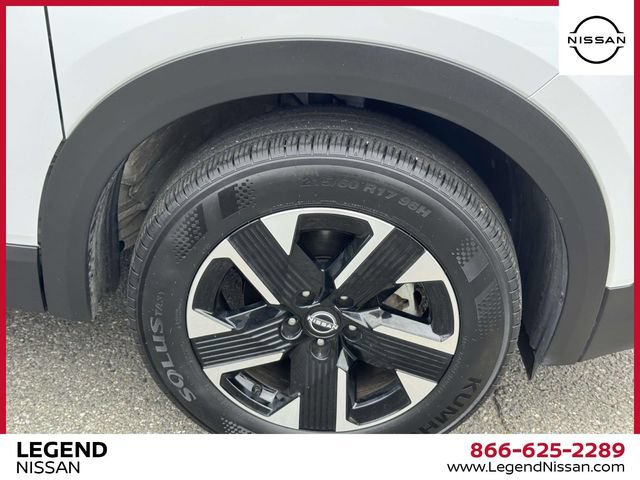 Certified 2025 Nissan Kicks SV AWD/4WD image 8