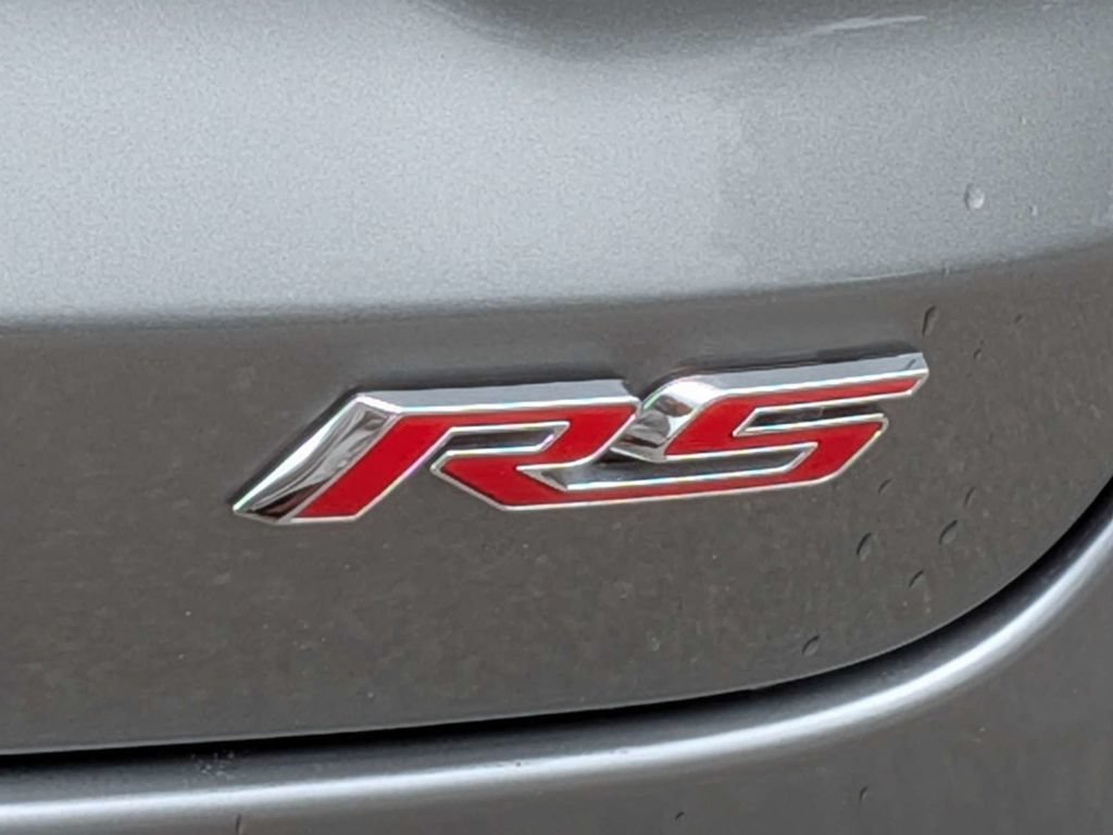 Used 2025 Chevrolet Trax RS w/ Sunroof Package FWD image 14