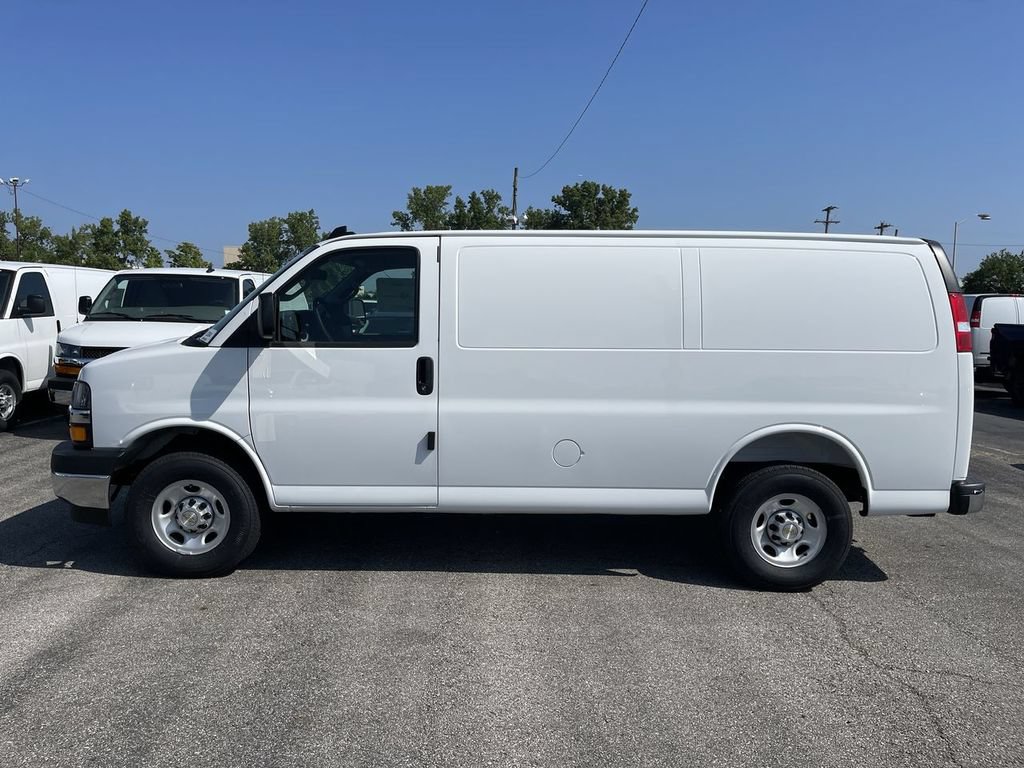 New 2025 Chevrolet Express 2500 w/ Driver Convenience Package RWD image 3