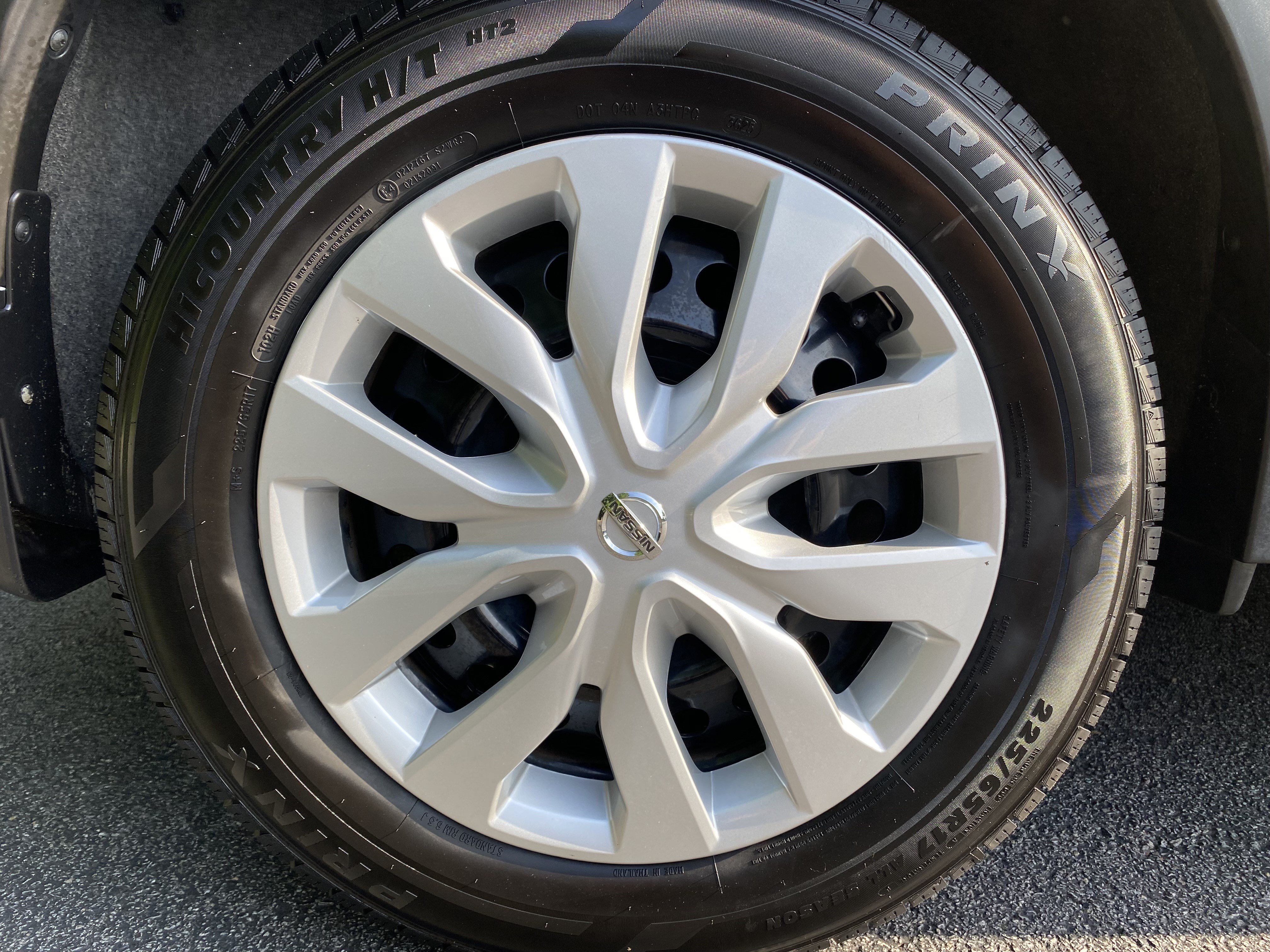 Used 2020 Nissan Rogue S AWD/4WD image 39