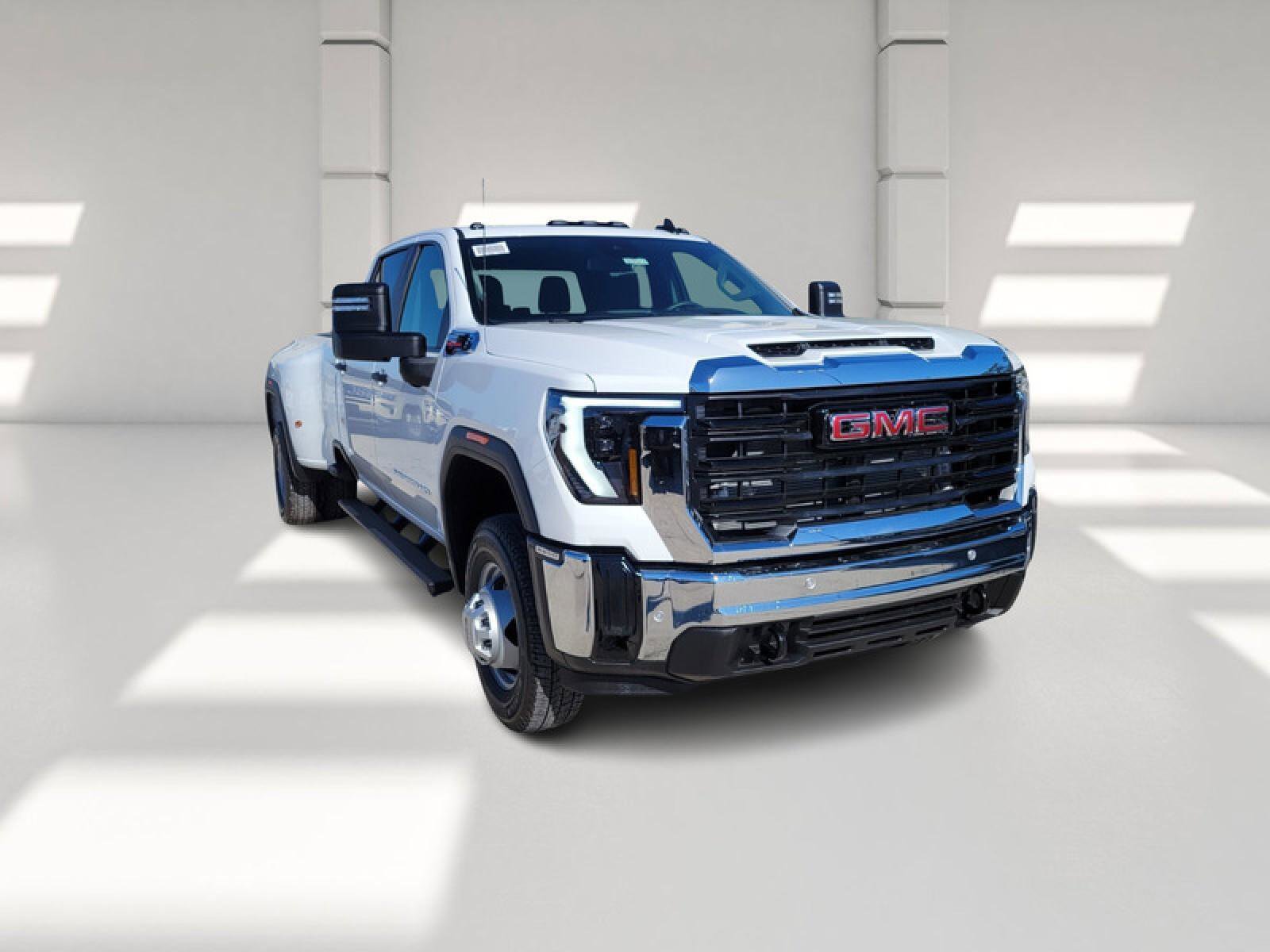 New 2026 GMC Sierra 3500 Pro w/ 1SA Pro Safety Plus Package image 3