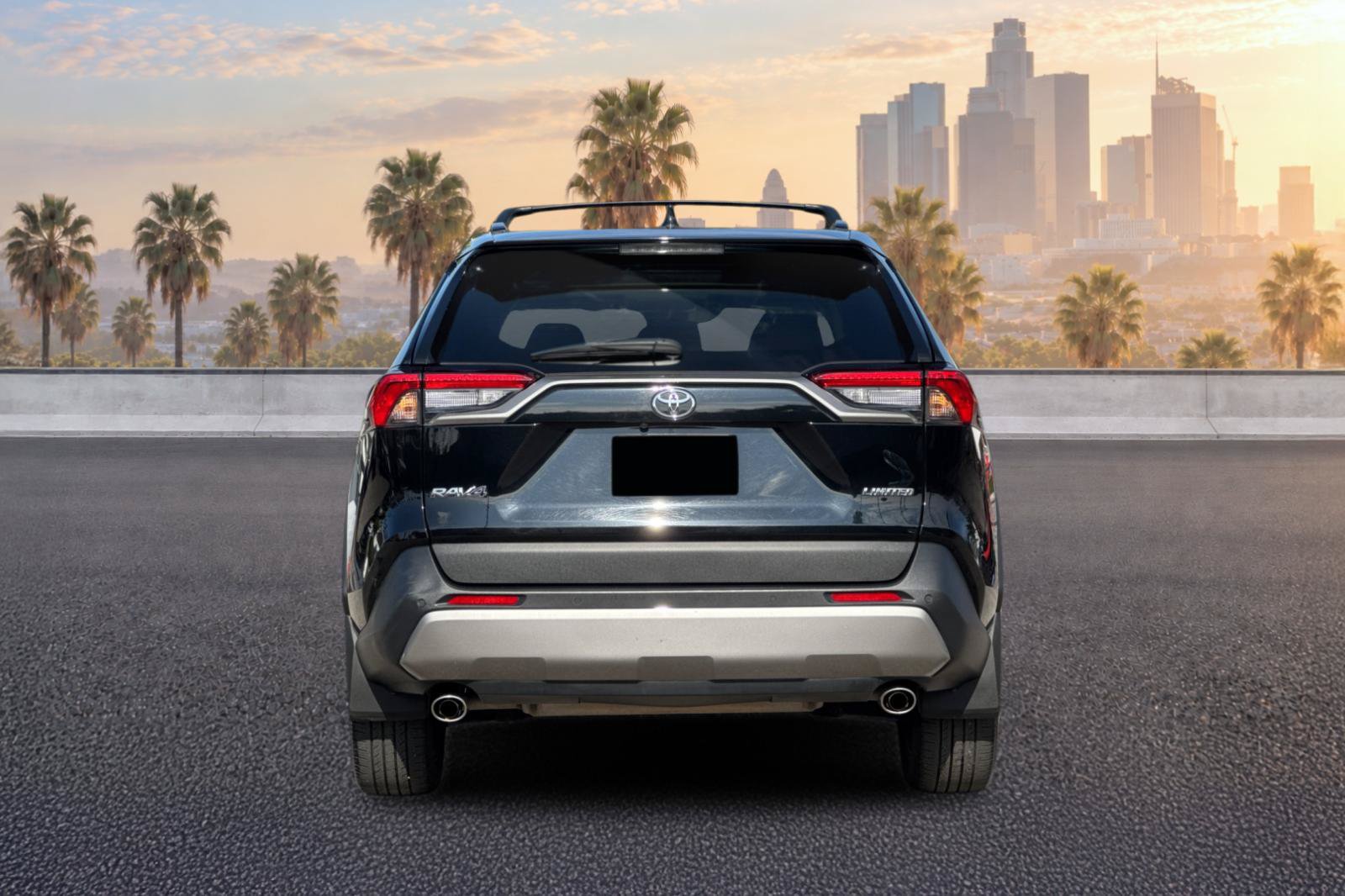 Used 2025 Toyota RAV4 Limited FWD image 10