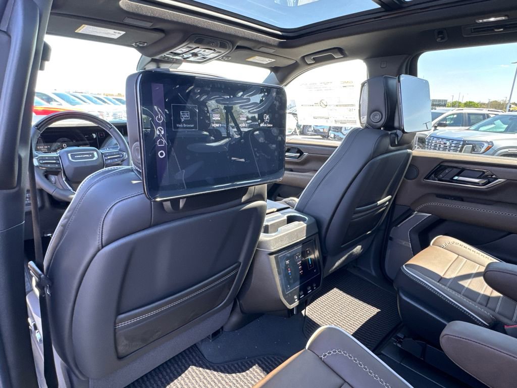 New 2026 GMC Yukon XL Denali Ultimate AWD/4WD image 28
