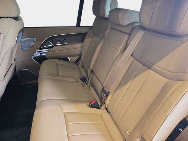 New 2026 Land Rover Range Rover Long Wheelbase Autobiography AWD/4WD image 11