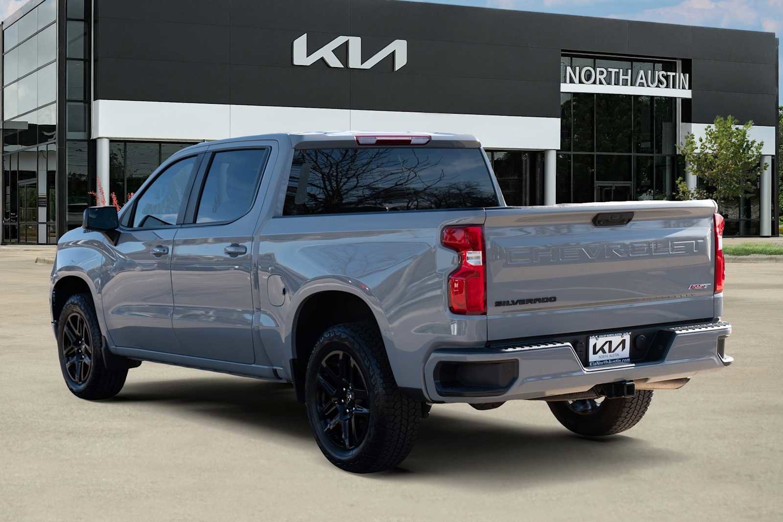 Used 2025 Chevrolet Silverado 1500 RST w/ Protection Package image 5