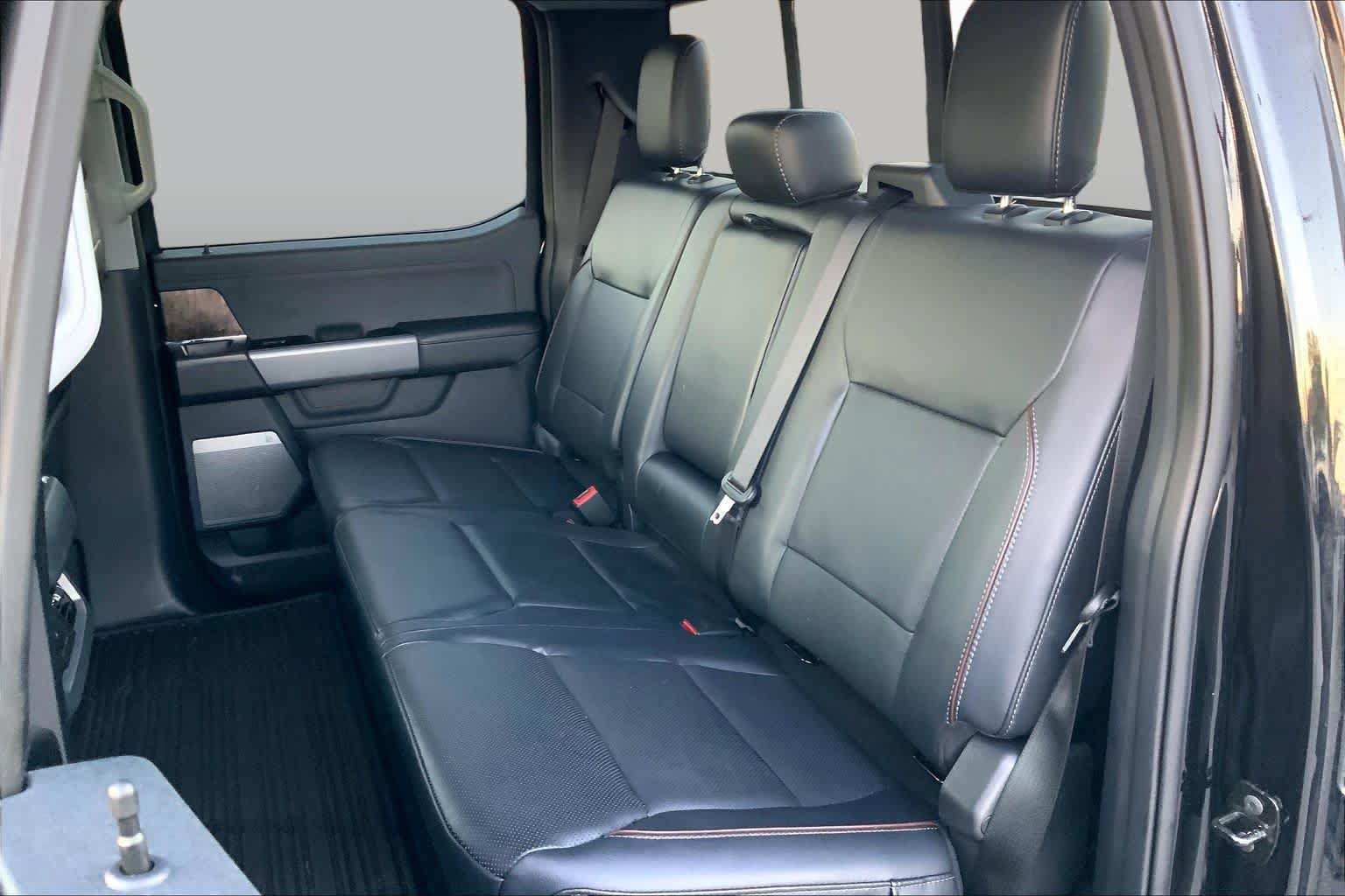 Used 2024 Ford F250 Lariat w/ Lariat Ultimate Package AWD/4WD image 20