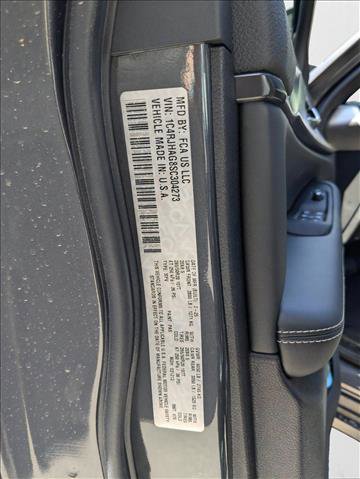 New 2025 Jeep Grand Cherokee Altitude image 18