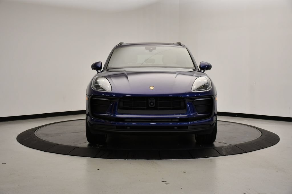 Certified 2026 Porsche Macan Turbo AWD/4WD image 10