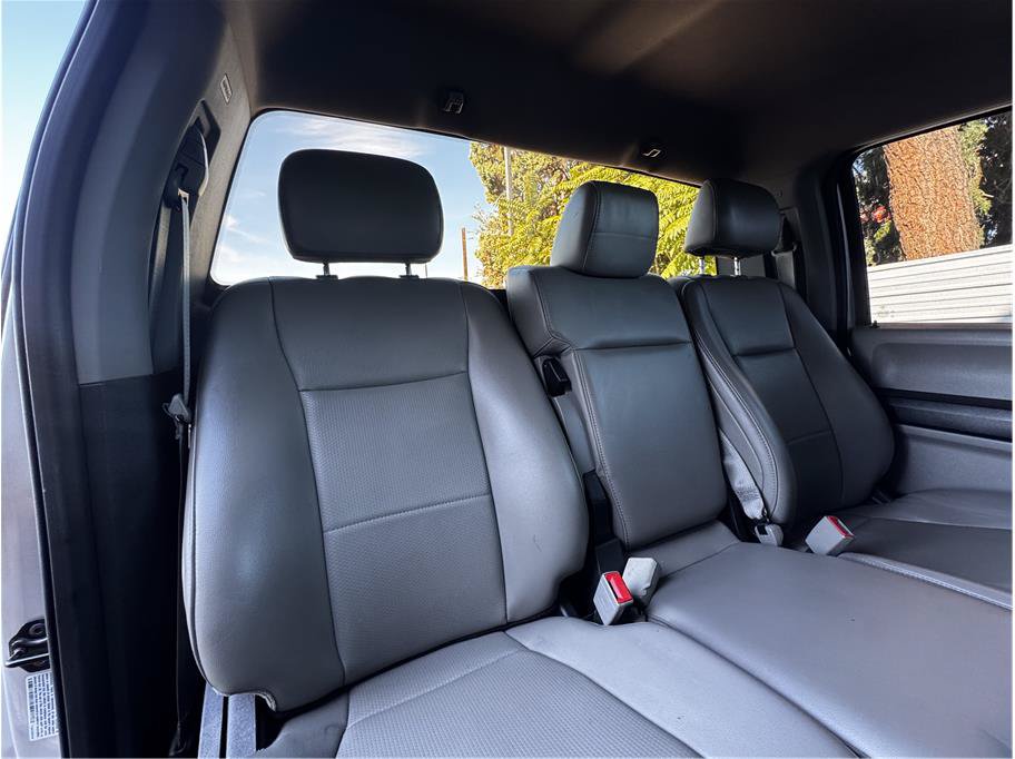 Used 2019 Ford F350 XL w/ Snow Plow Prep Package AWD/4WD image 4