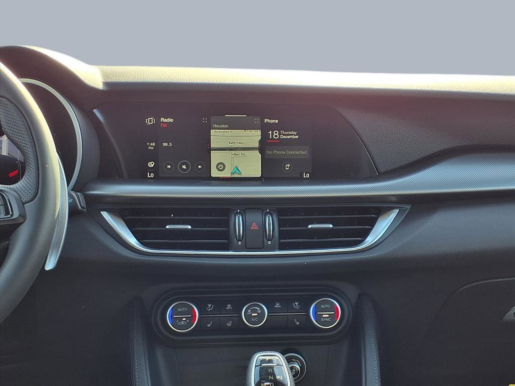 New 2025 Alfa Romeo Stelvio Sprint image 11