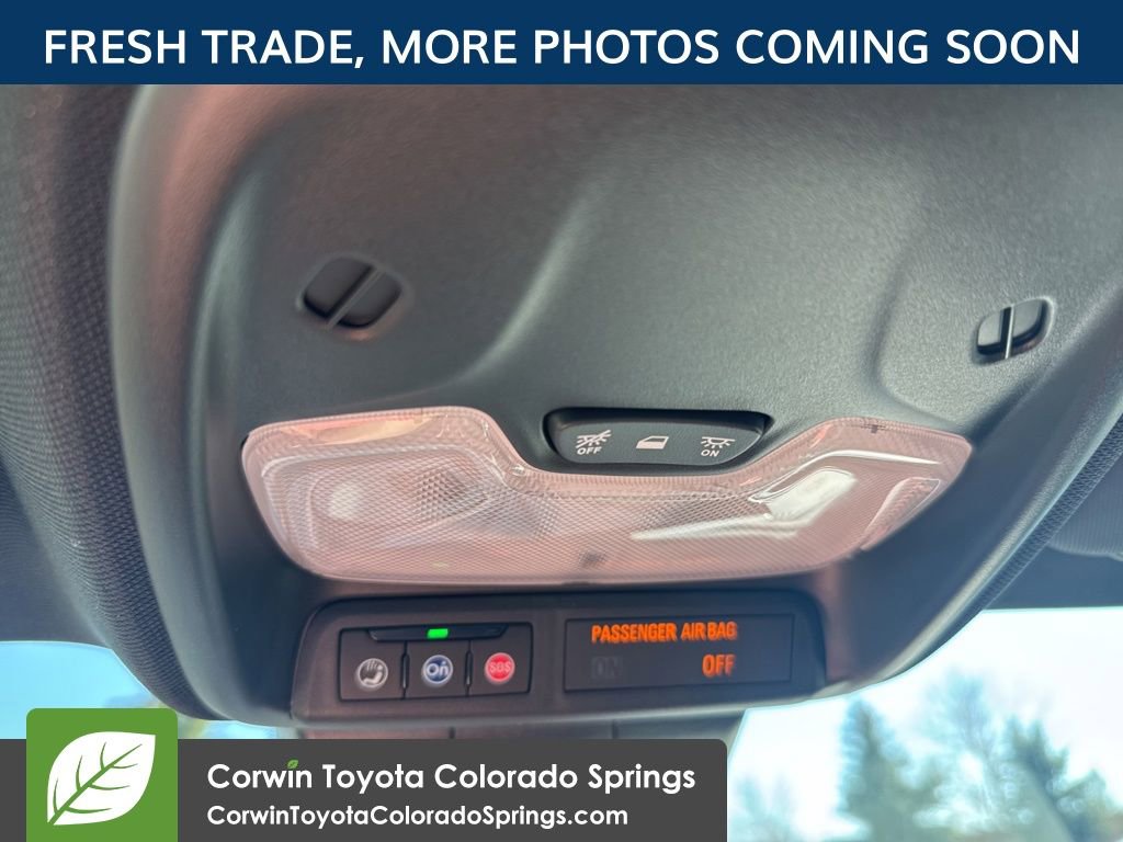 Used 2025 Chevrolet Colorado W/T w/ Advanced Trailering Package image 11